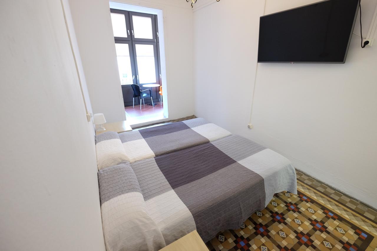 Lenin Hostel Barcelona Eksteriør billede