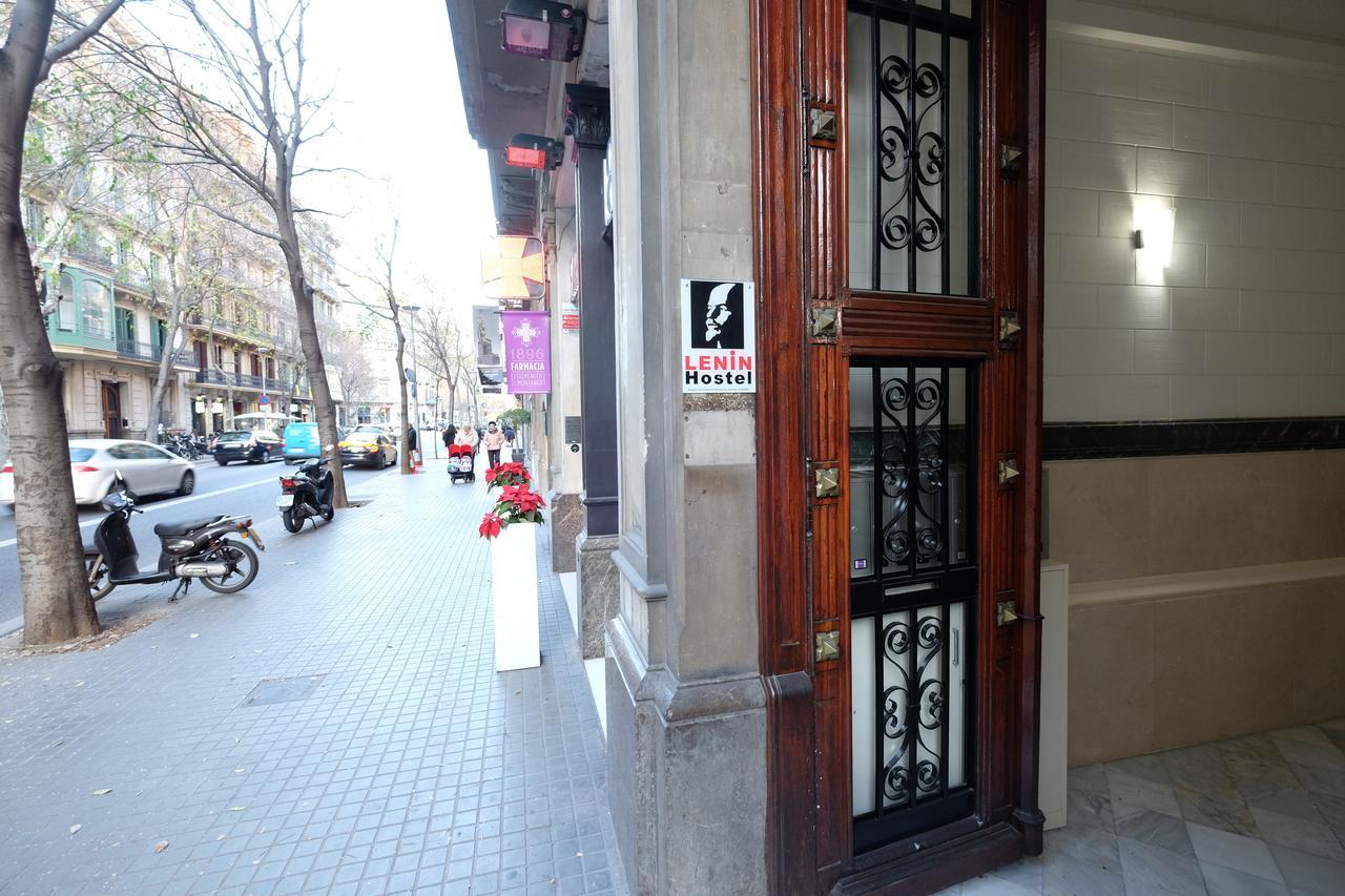 Lenin Hostel Barcelona Eksteriør billede