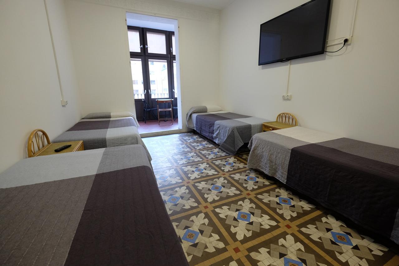 Lenin Hostel Barcelona Eksteriør billede