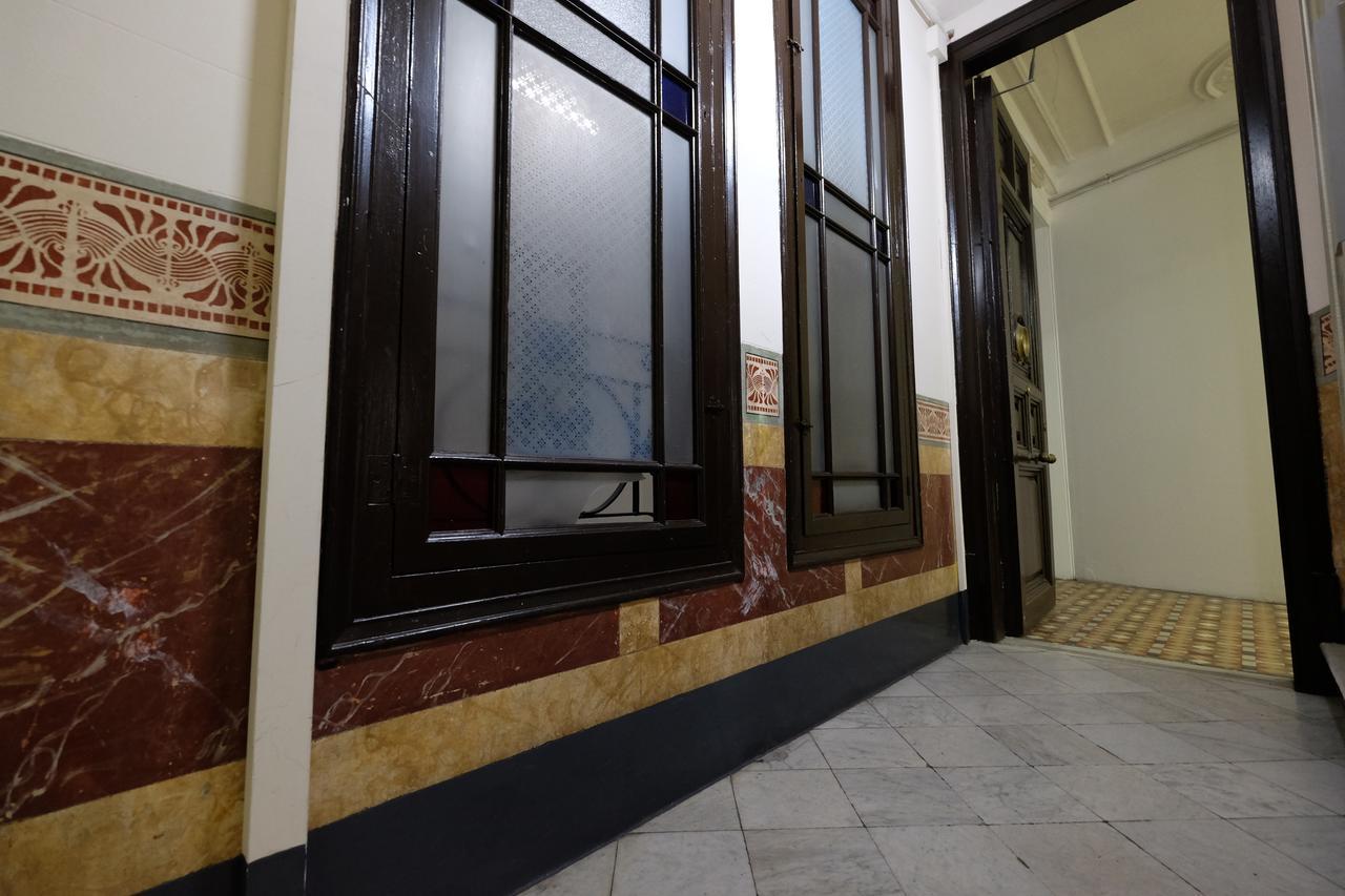 Lenin Hostel Barcelona Eksteriør billede